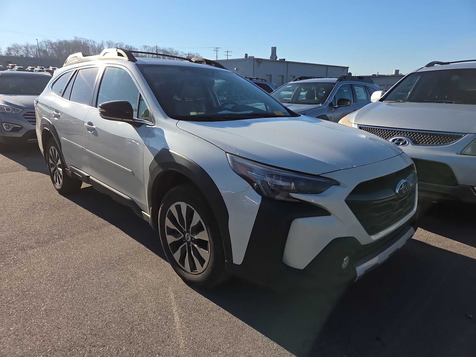 2024 Subaru Outback Limited's photo