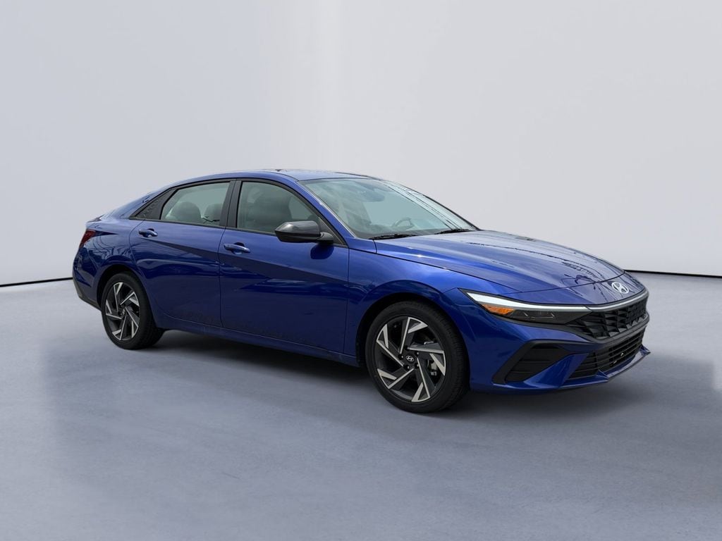 2025 Hyundai Elantra 1.6 HEV Blue's photo