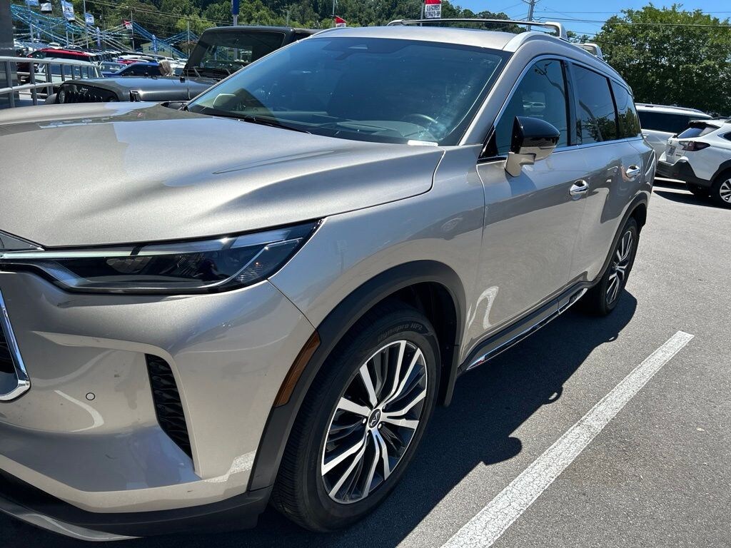 Used 2025 INFINITI QX60 Sensory SUV