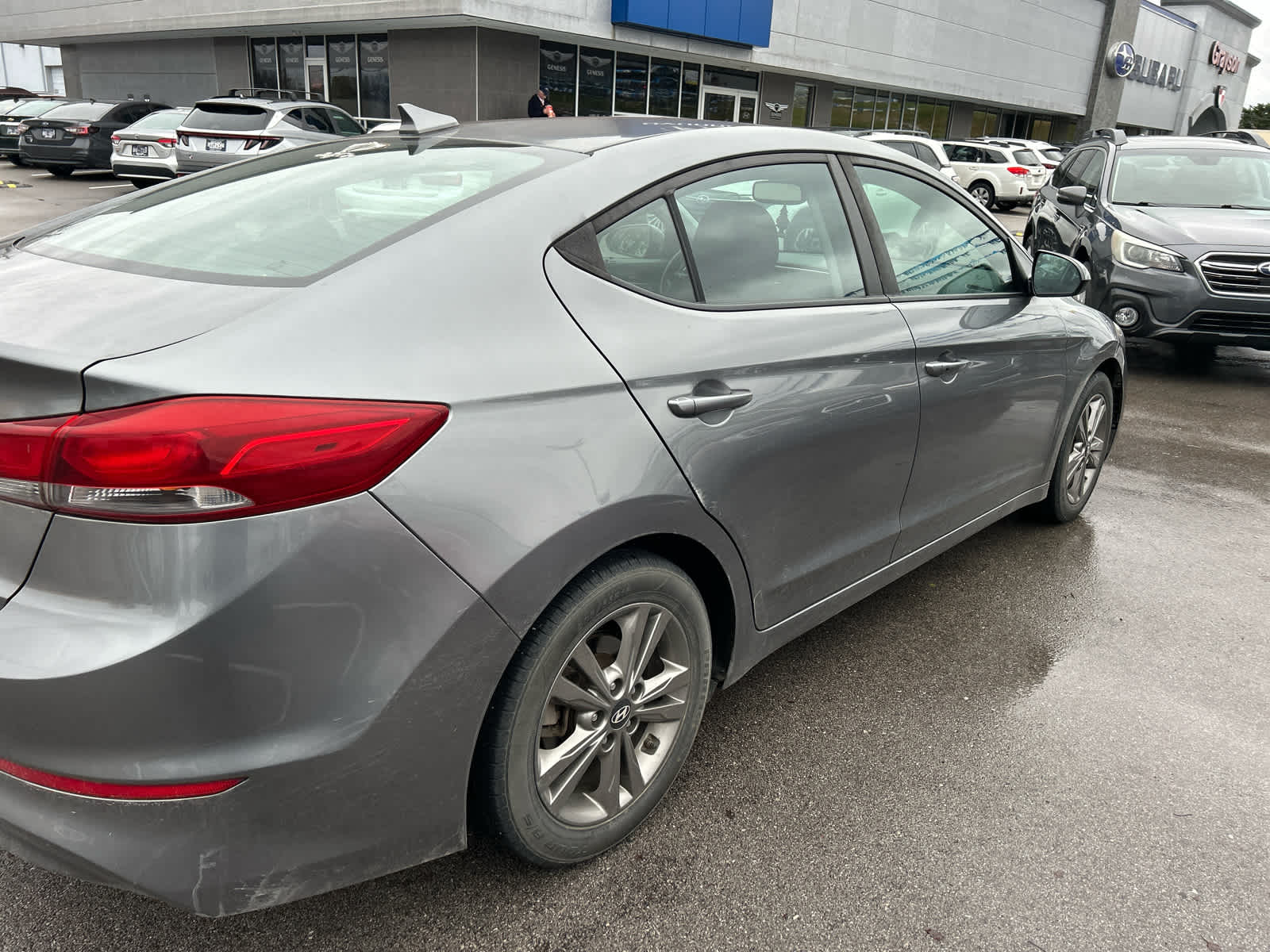 2018 Hyundai Elantra Value Edition photo 3