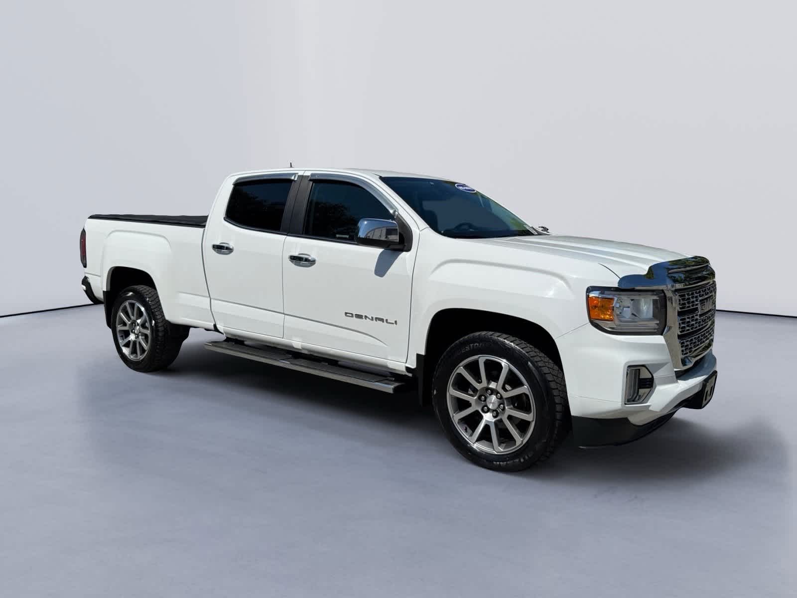 2021 GMC Canyon Denali's photo