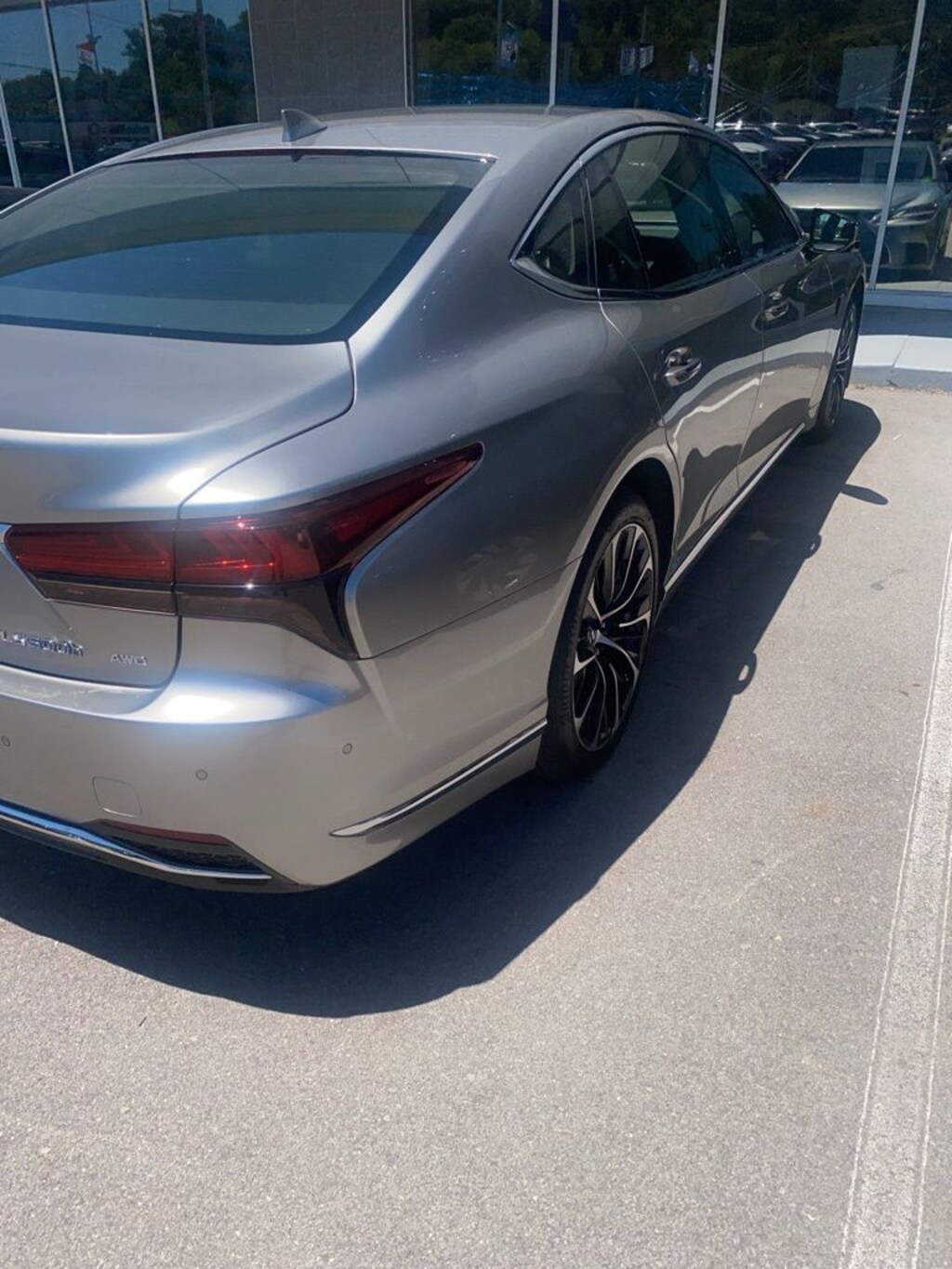 Used 2022 Lexus LS 500h Base Sedan