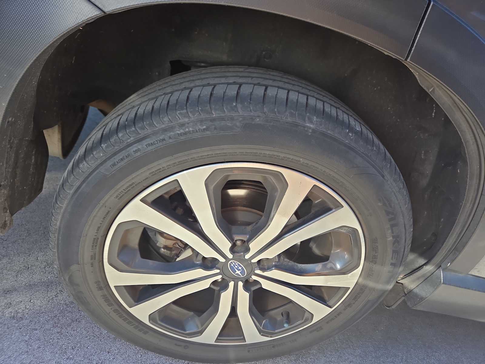 2020 Subaru Forester Limited photo 3