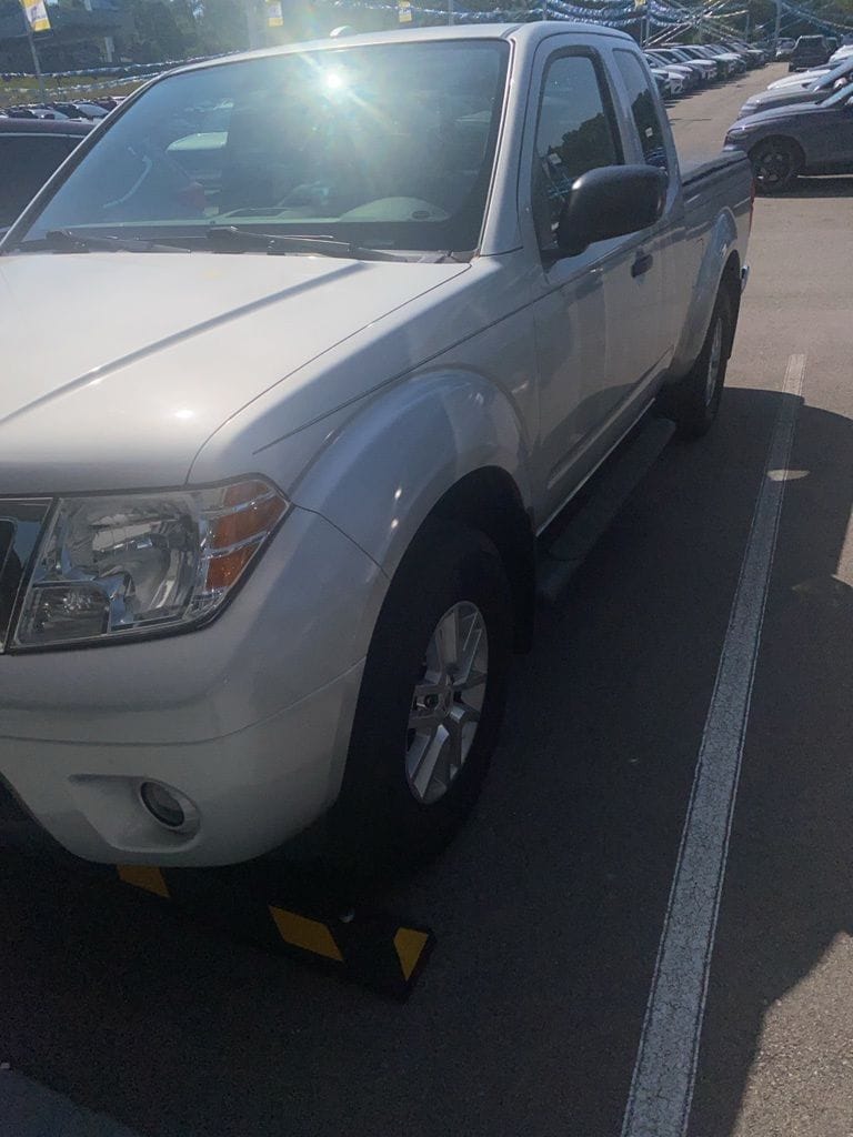2016 Nissan Frontier 4.0 SV King Cab 4X4 AT's photo