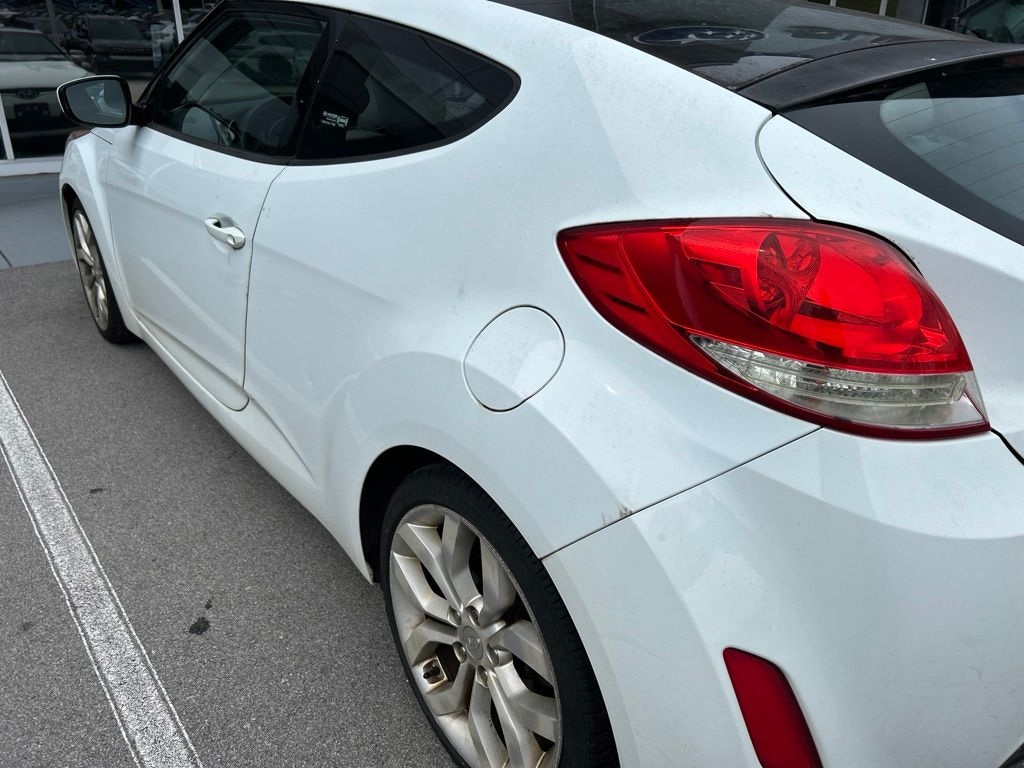 Used 2013 Hyundai Veloster Base Hatchback