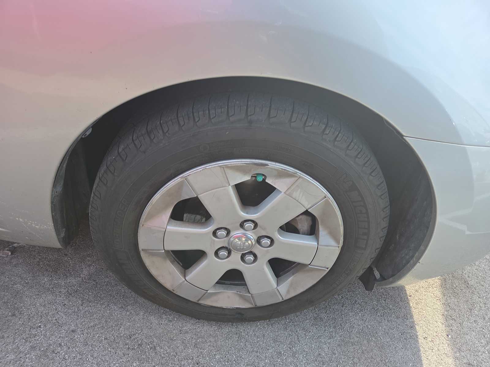 Used 2005 Toyota Prius Base with VIN JTDKB20U253016840 for sale in Knoxville, TN