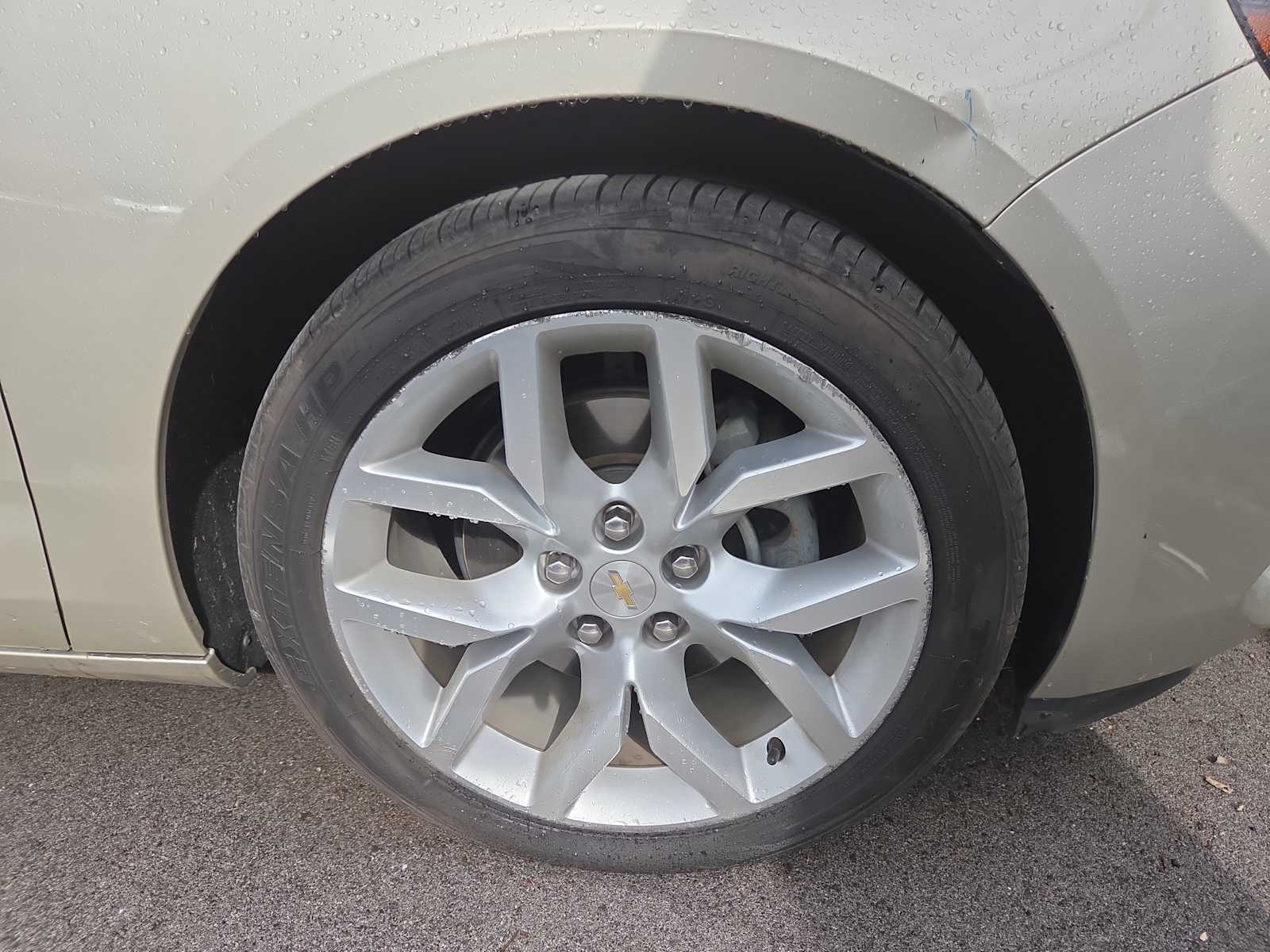 2014 Chevrolet Impala LTZ photo 2