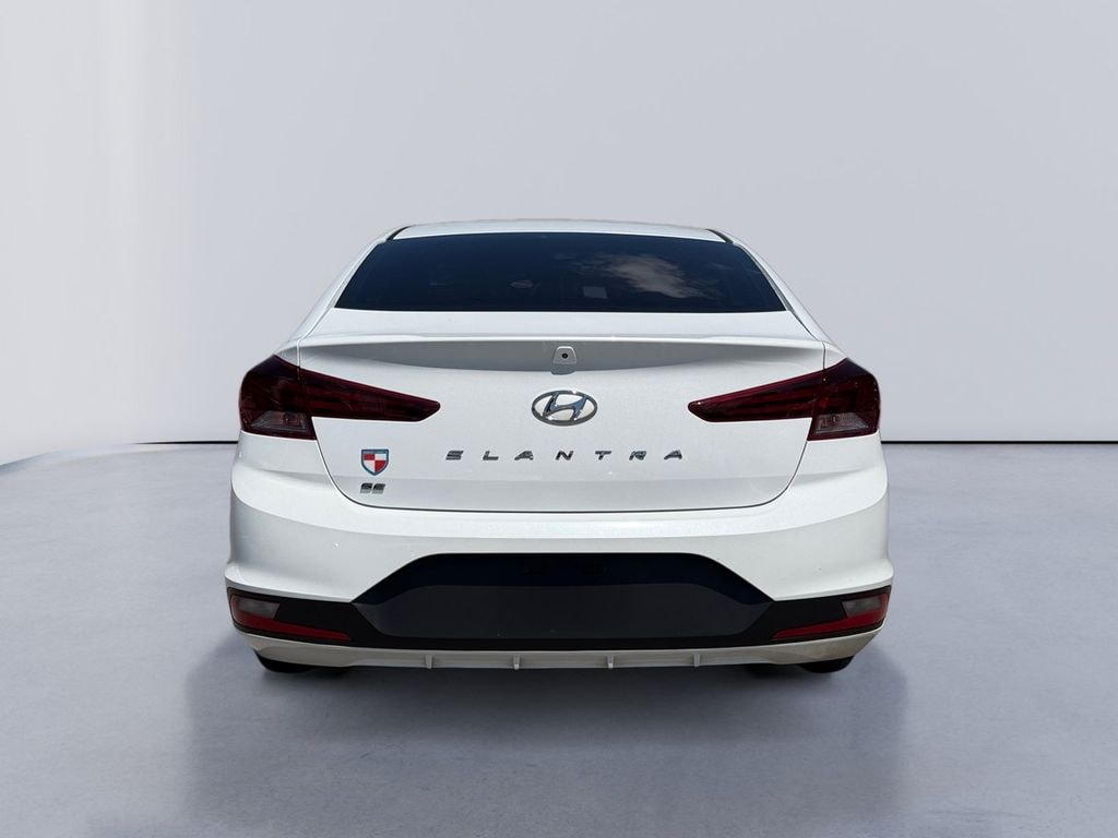 Used 2020 Hyundai Elantra SE Sedan