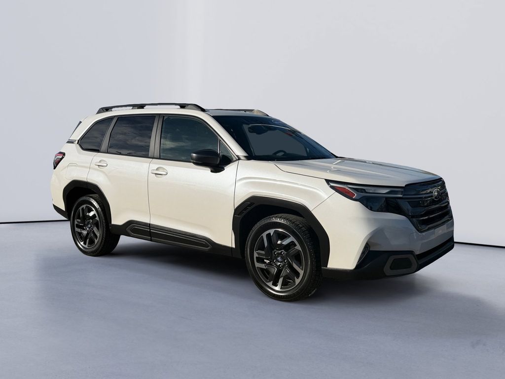 2025 Subaru Forester Limited's photo