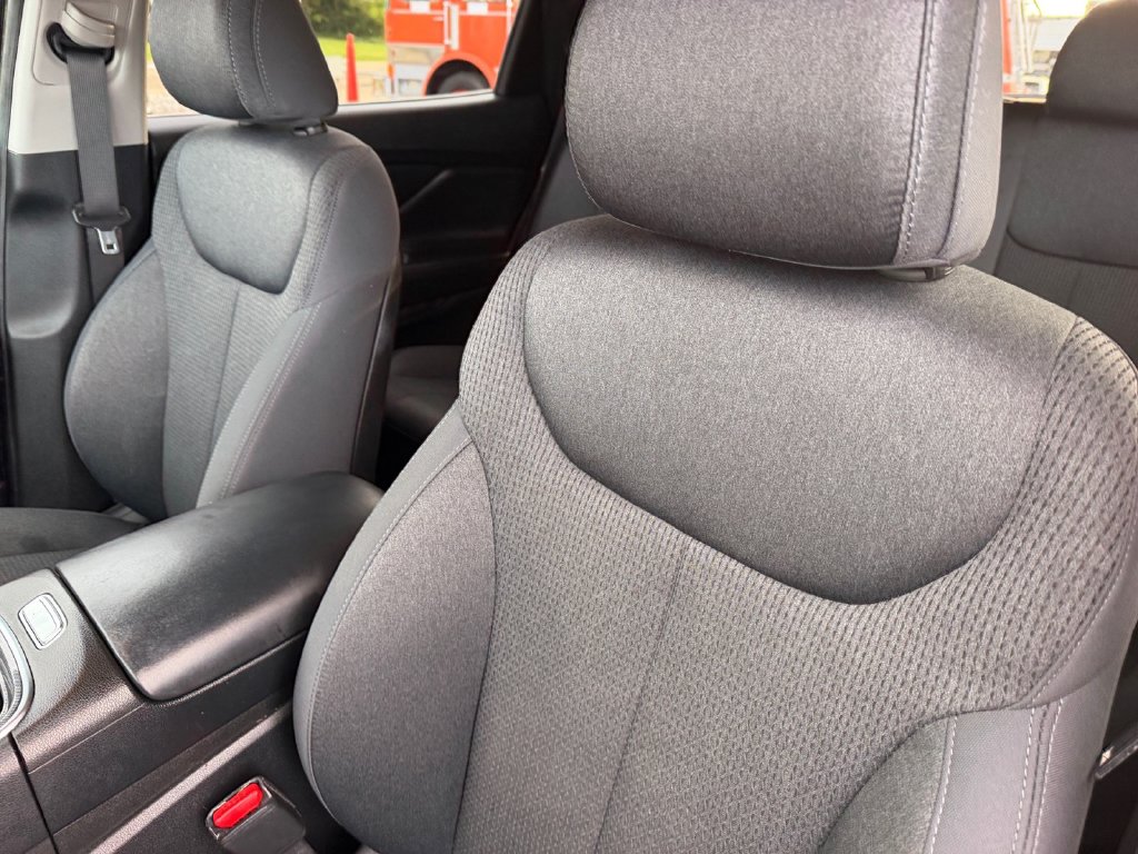 2023 Hyundai Santa Fe SE - Photo 13