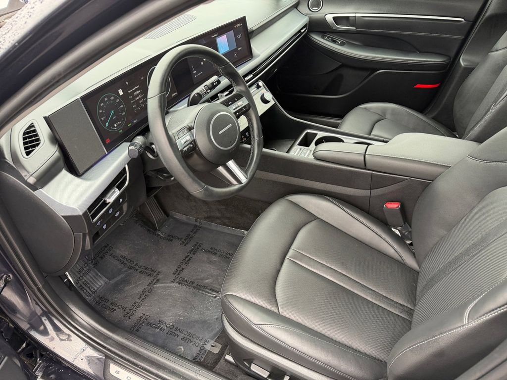 2025 Hyundai Sonata Hybrid Limited - Photo 10