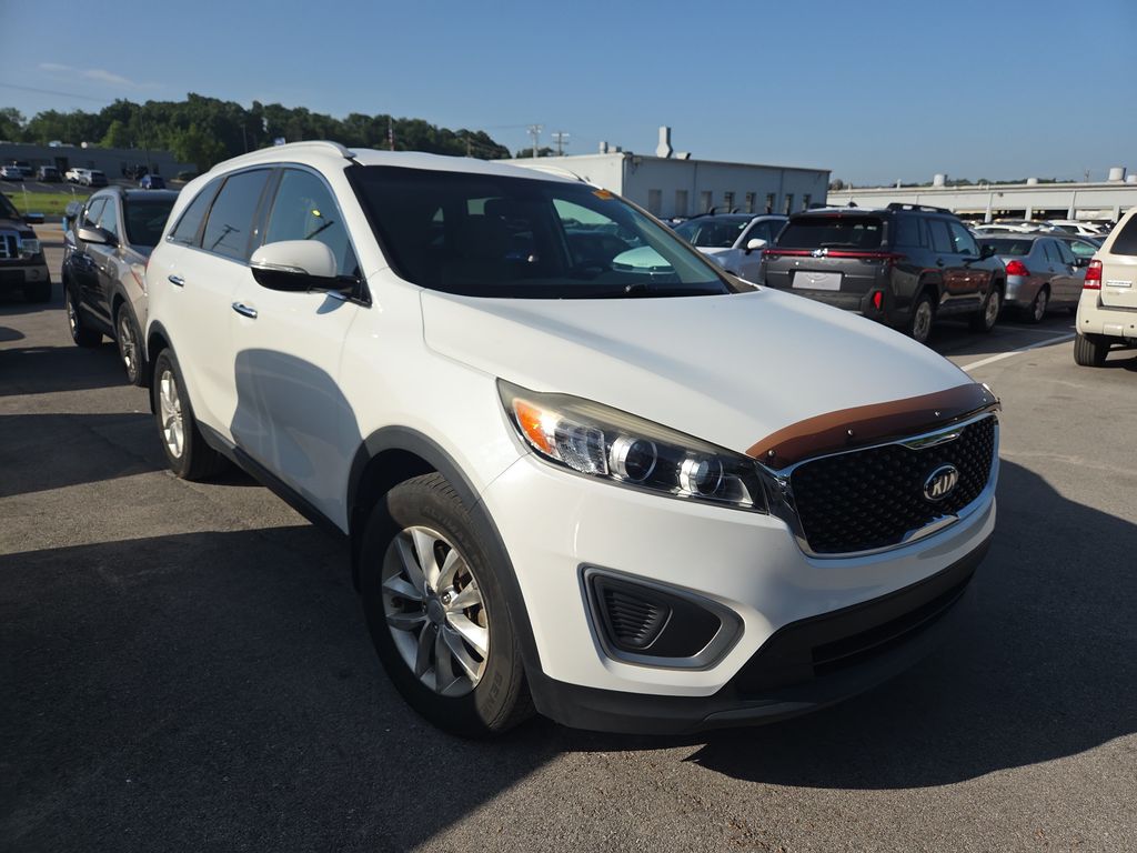 2016 Kia Sorento LX AT's photo