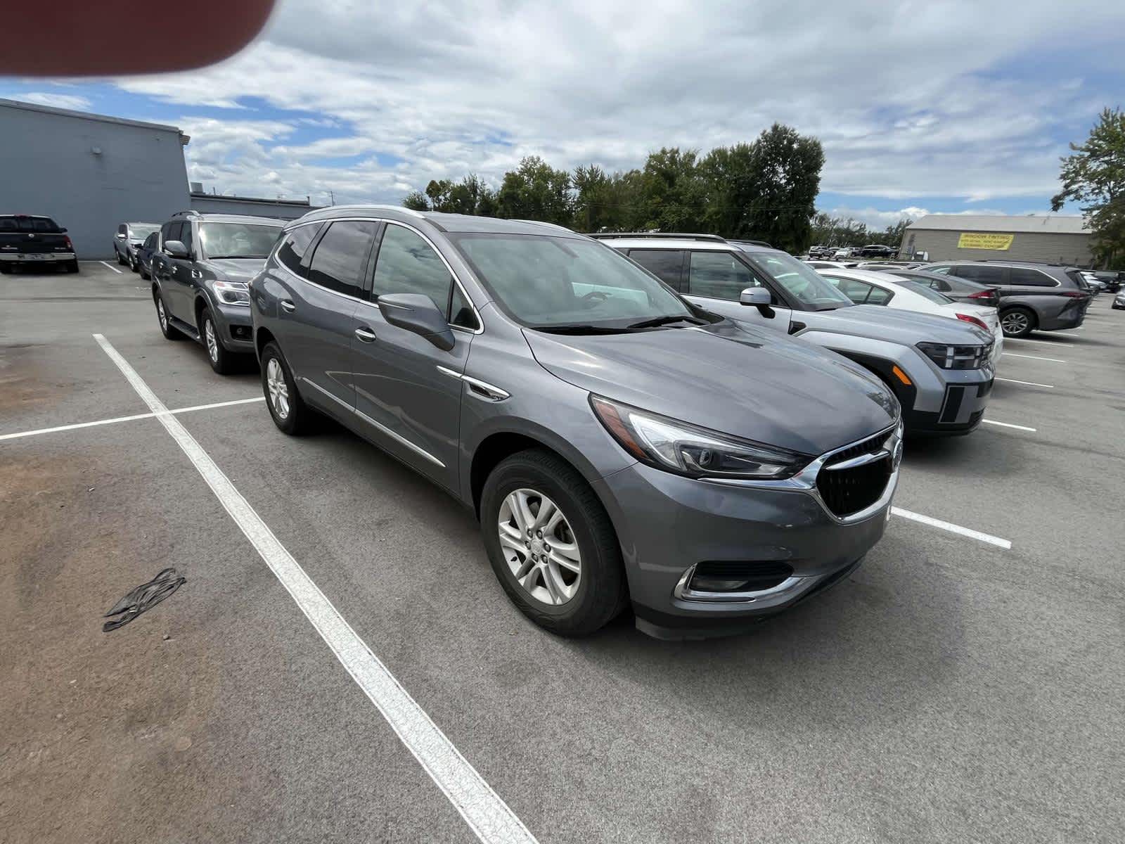 Used 2019 Buick Enclave Essence with VIN 5GAEVAKW9KJ160259 for sale in Knoxville, TN