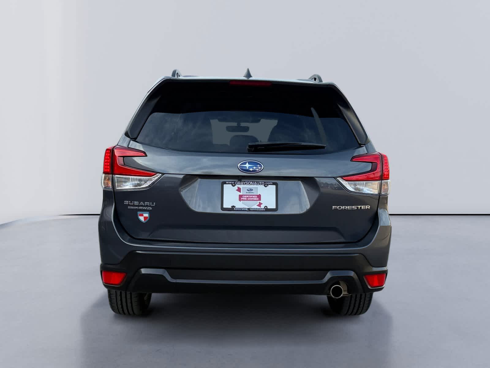 2023 Subaru Forester Limited photo 4