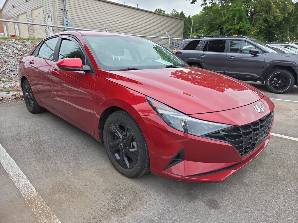 Used 2021 Hyundai Elantra Hybrid Blue Sedan