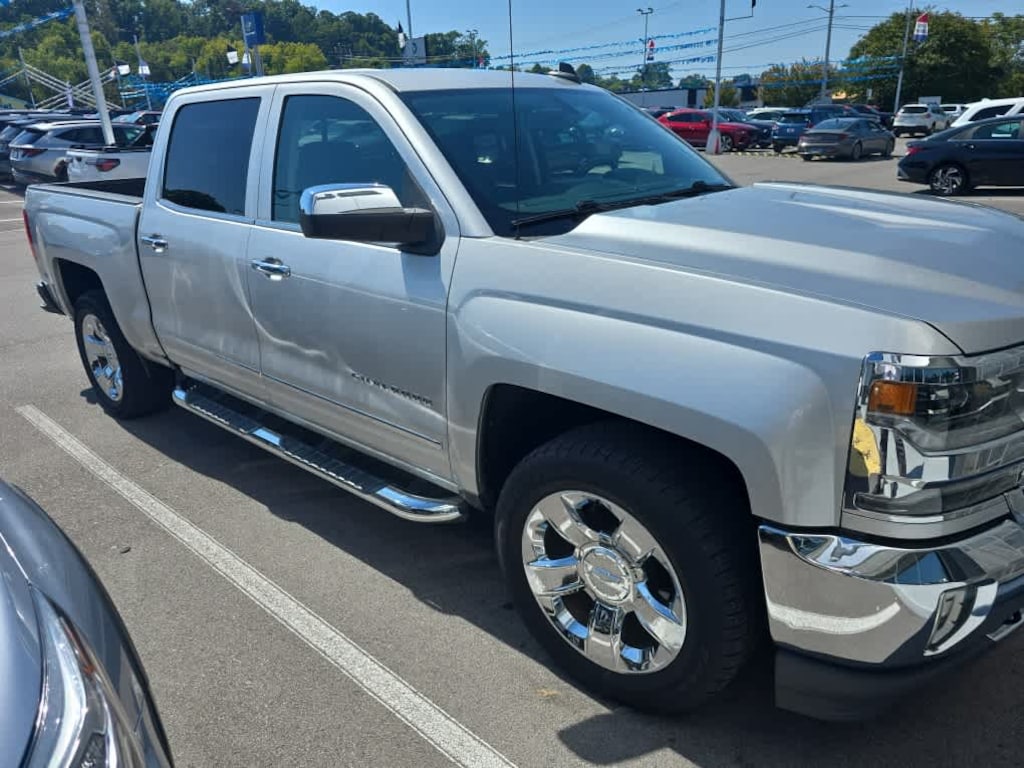Used 2017 Chevrolet Silverado 1500 LTZ 2WD Crew Cab 143.5 Truck Crew Cab