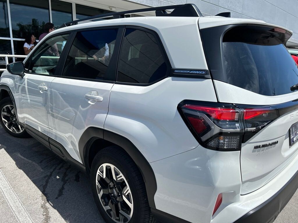 Used 2025 Subaru Forester Premium SUV