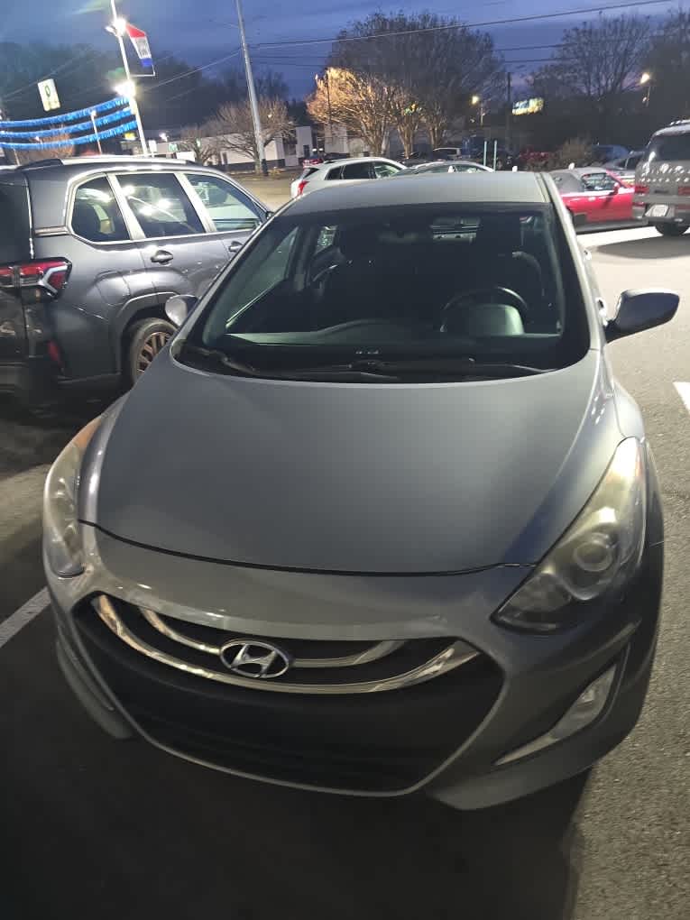 2013 Hyundai Elantra GT Base's photo