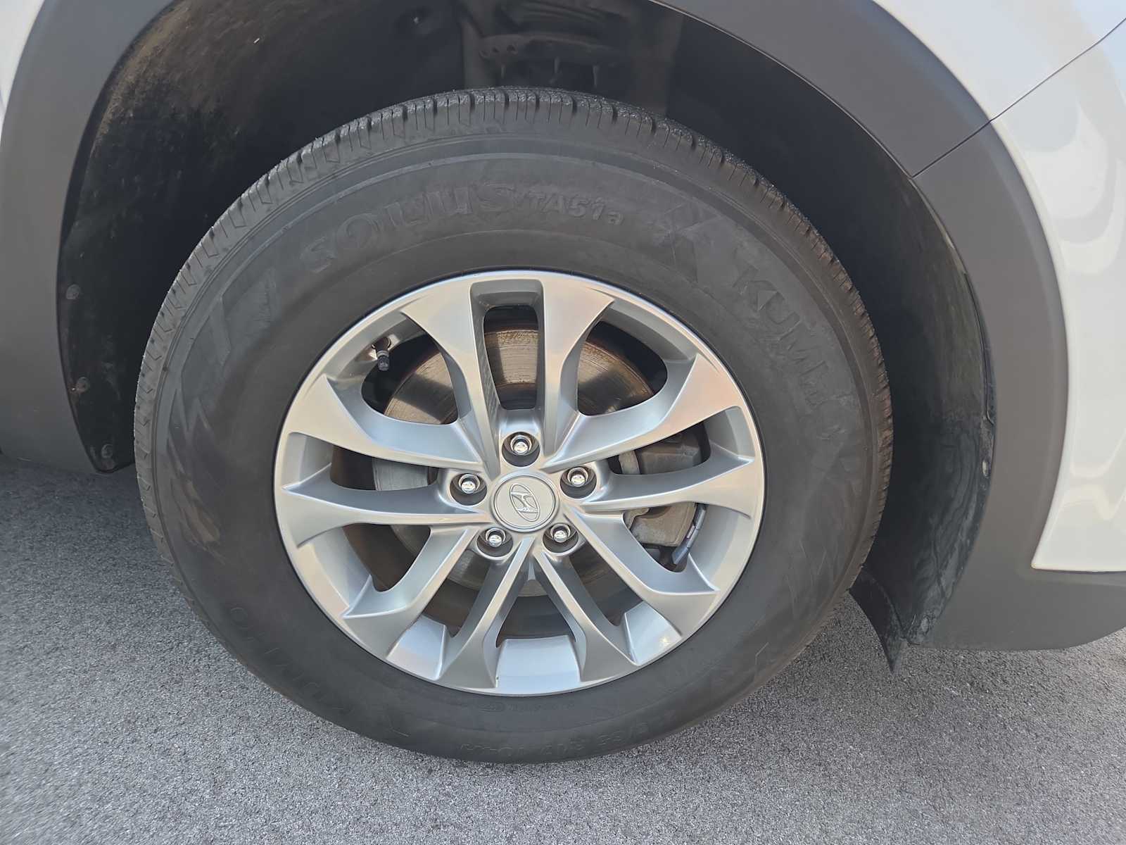 Used 2020 Hyundai Santa Fe SEL with VIN 5NMS33AD2LH168925 for sale in Knoxville, TN