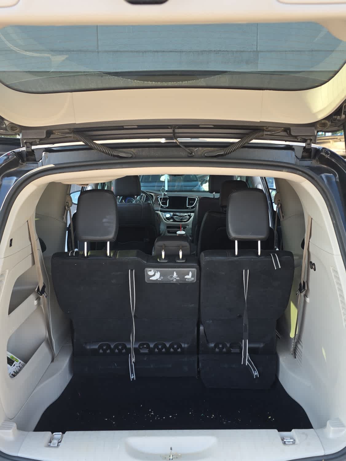 2018 Chrysler Pacifica Touring L photo 4