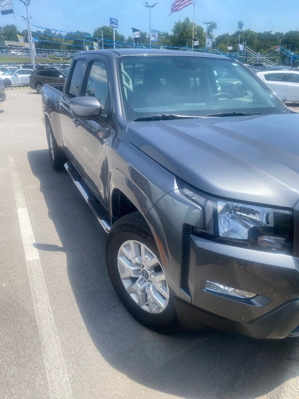 Used 2024 Nissan Frontier SV Truck Crew Cab