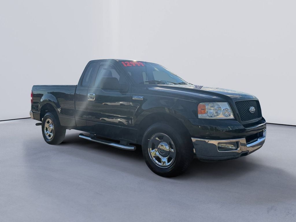 2005 Ford F-150 XLT Regular Cab 126-in Styleside's photo