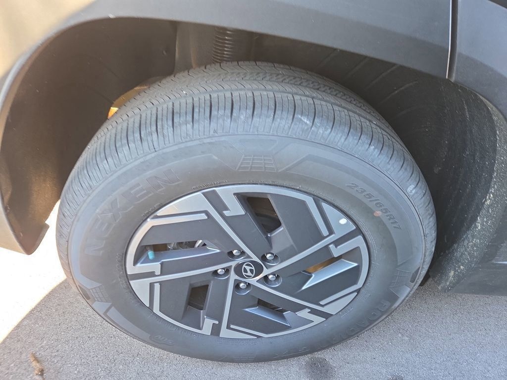 Used 2025 Hyundai Tucson Hybrid Blue SUV