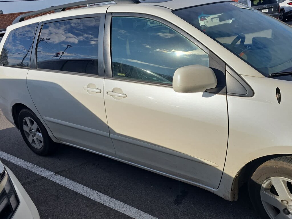 Used 2010 Toyota Sienna XLE Van