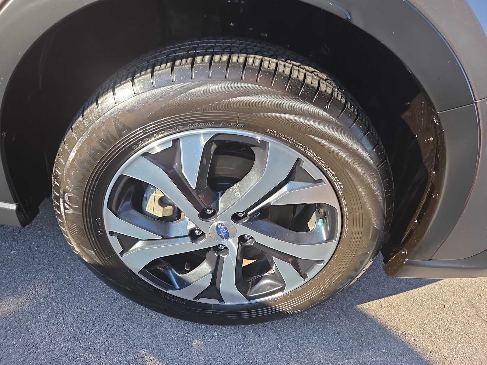 2021 Subaru Outback Limited photo 2