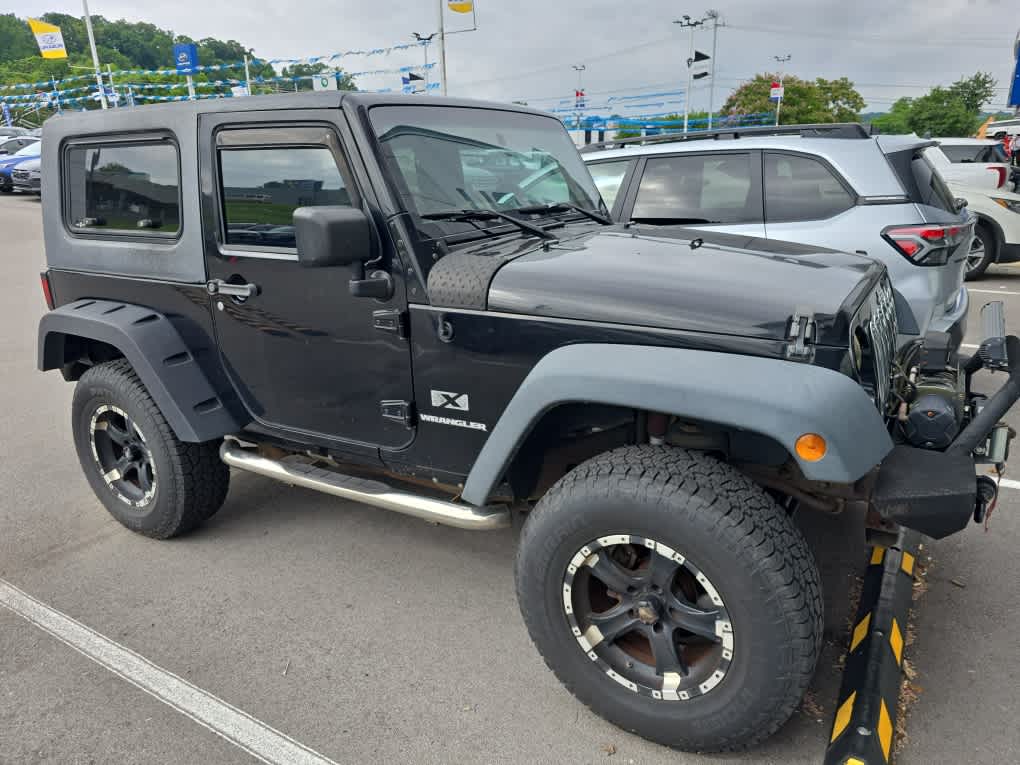 Used 2009 Jeep Wrangler X with VIN 1J4FA24159L763904 for sale in Knoxville, TN