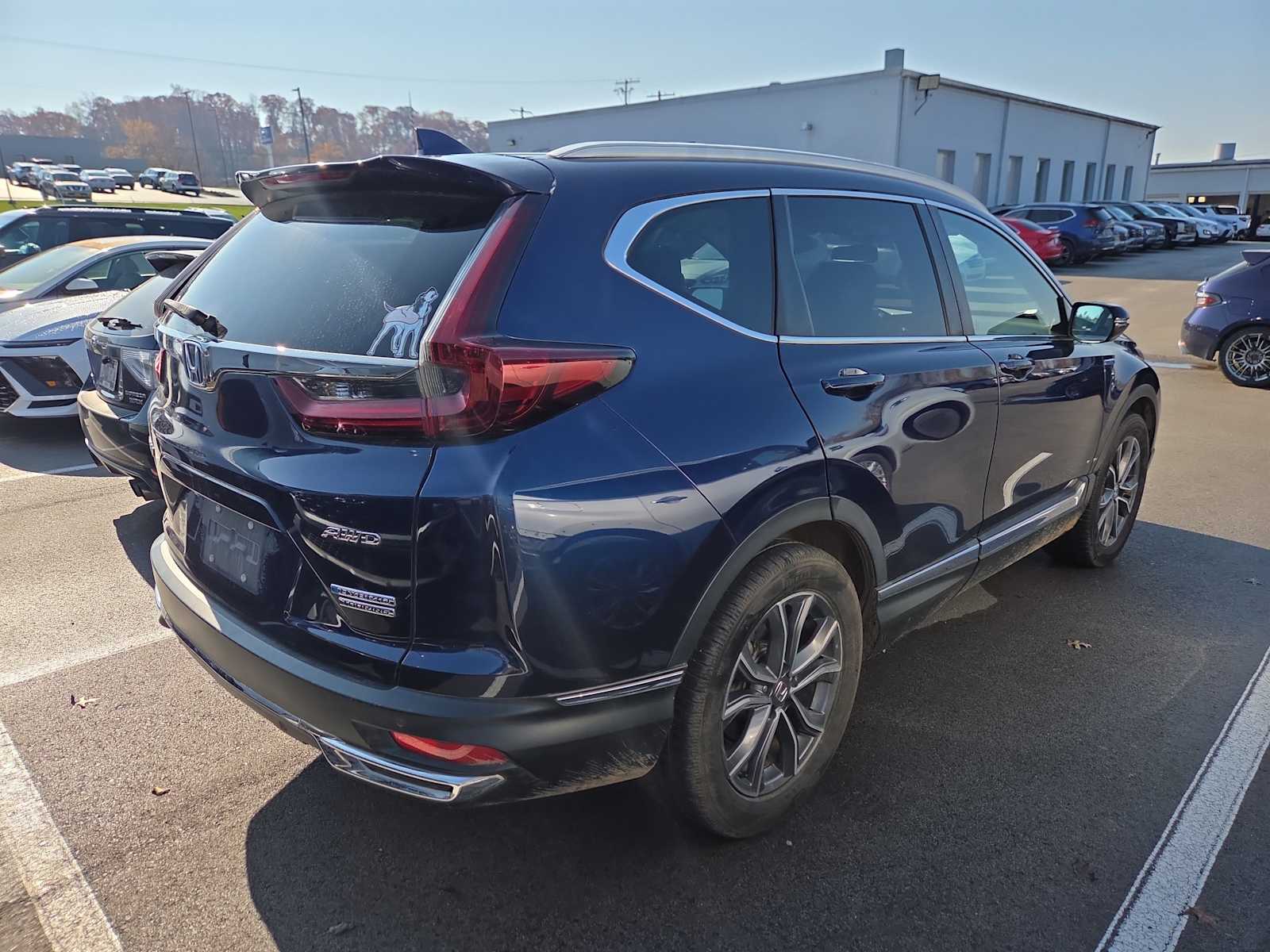 2021 Honda CR-V Hybrid Touring photo 3