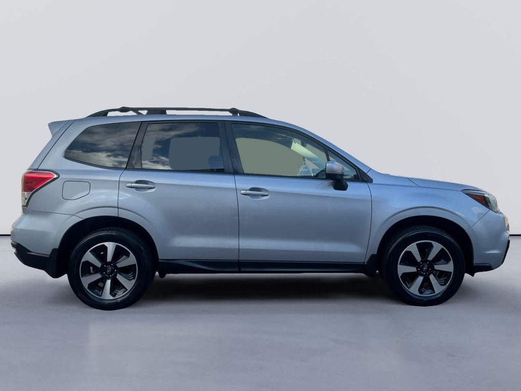 Used 2017 Subaru Forester Premium SUV