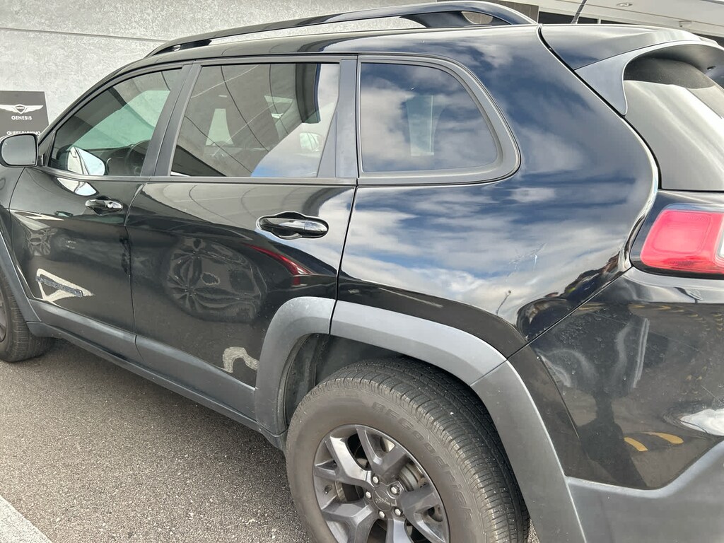 Used 2020 Jeep Cherokee Upland SUV