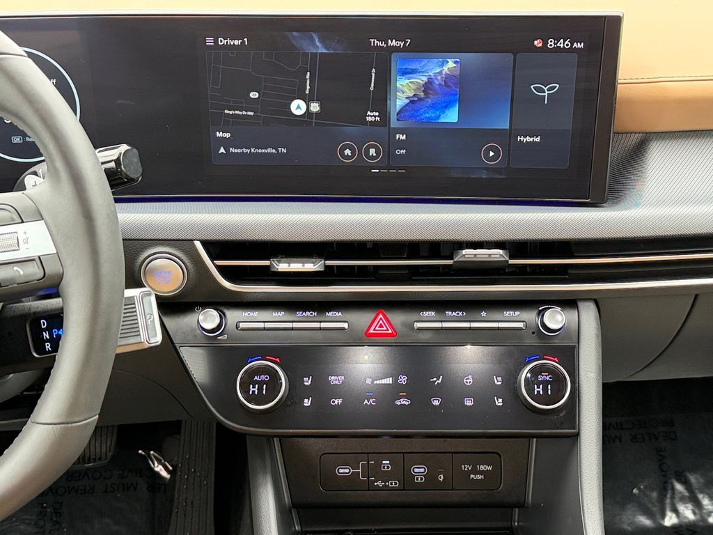 2025 Hyundai Sonata Hybrid Limited - Photo 13