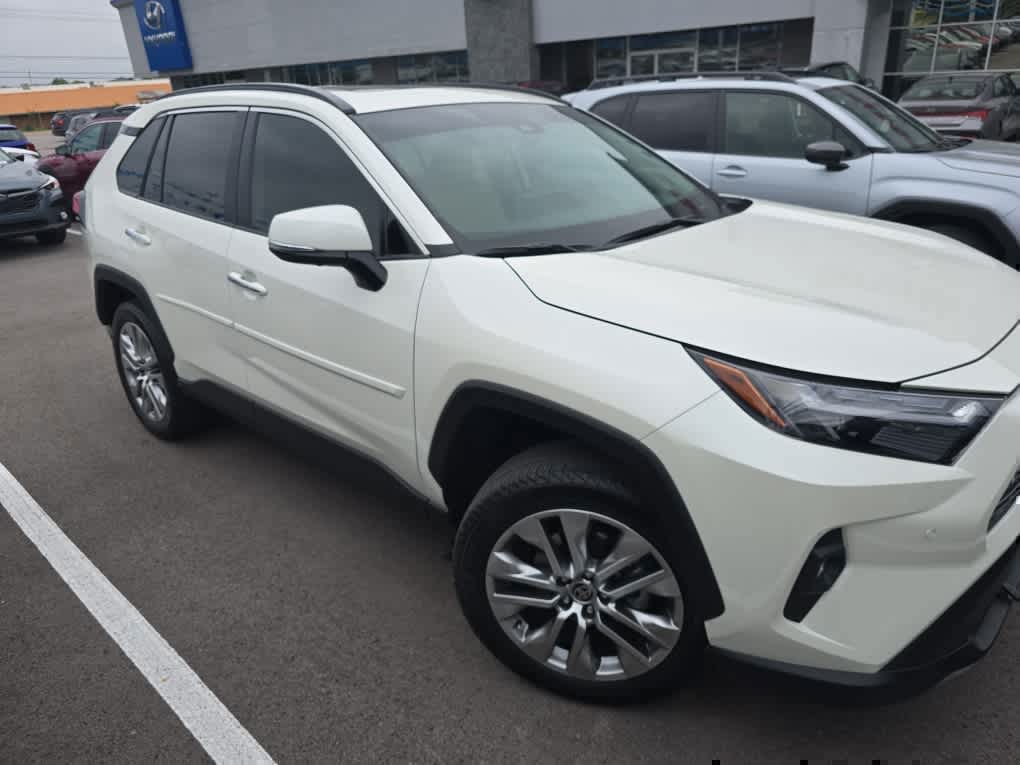 Used 2022 Toyota RAV4 Limited with VIN 2T3N1RFV4NW325053 for sale in Knoxville, TN