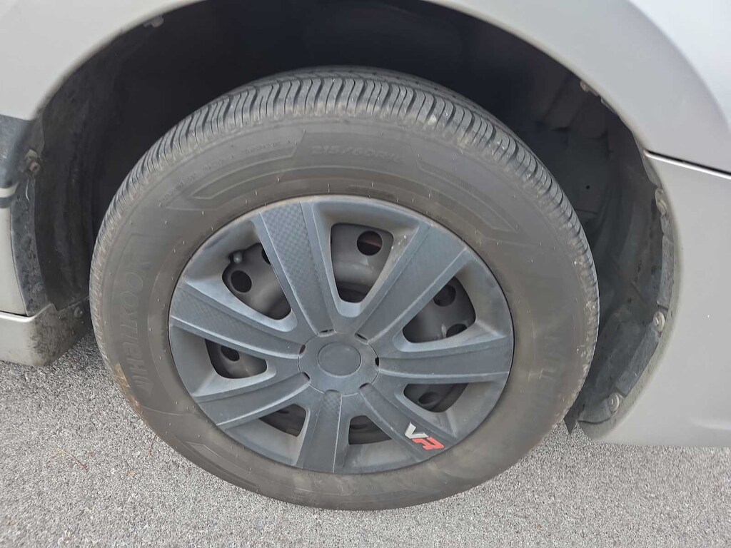 Used 2010 Mitsubishi Galant ES Sedan