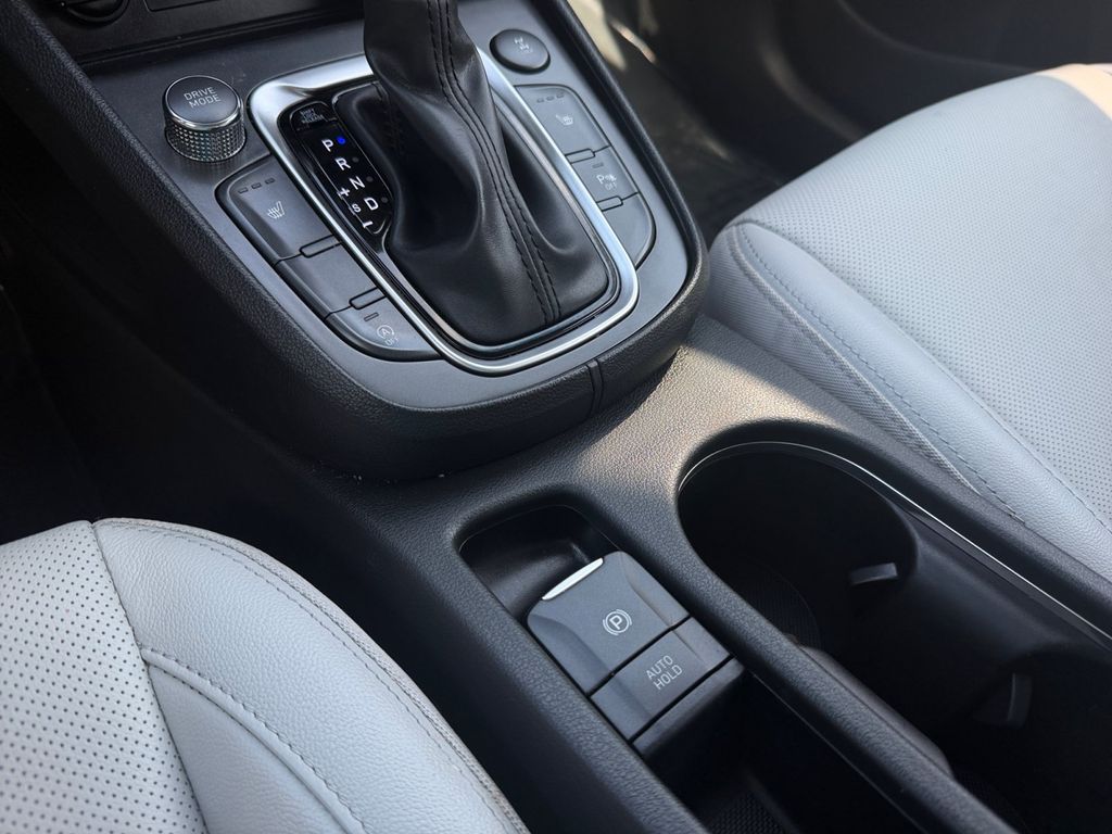 2023 Hyundai Kona Limited - Photo 25