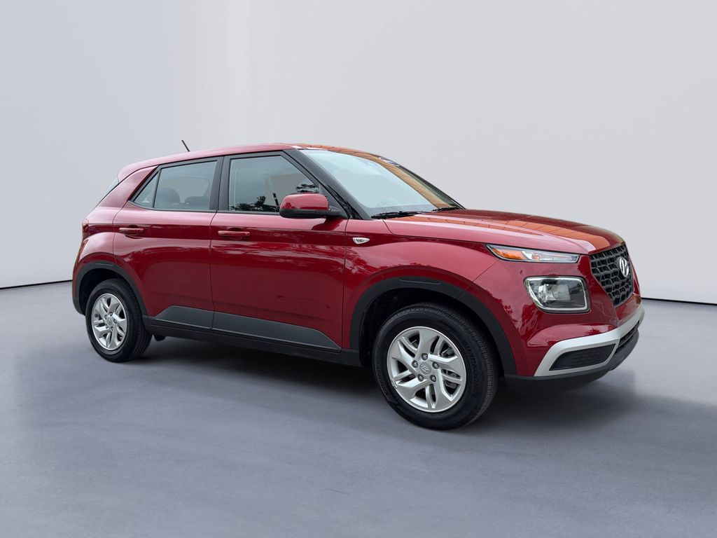 2026 Hyundai Venue SE
