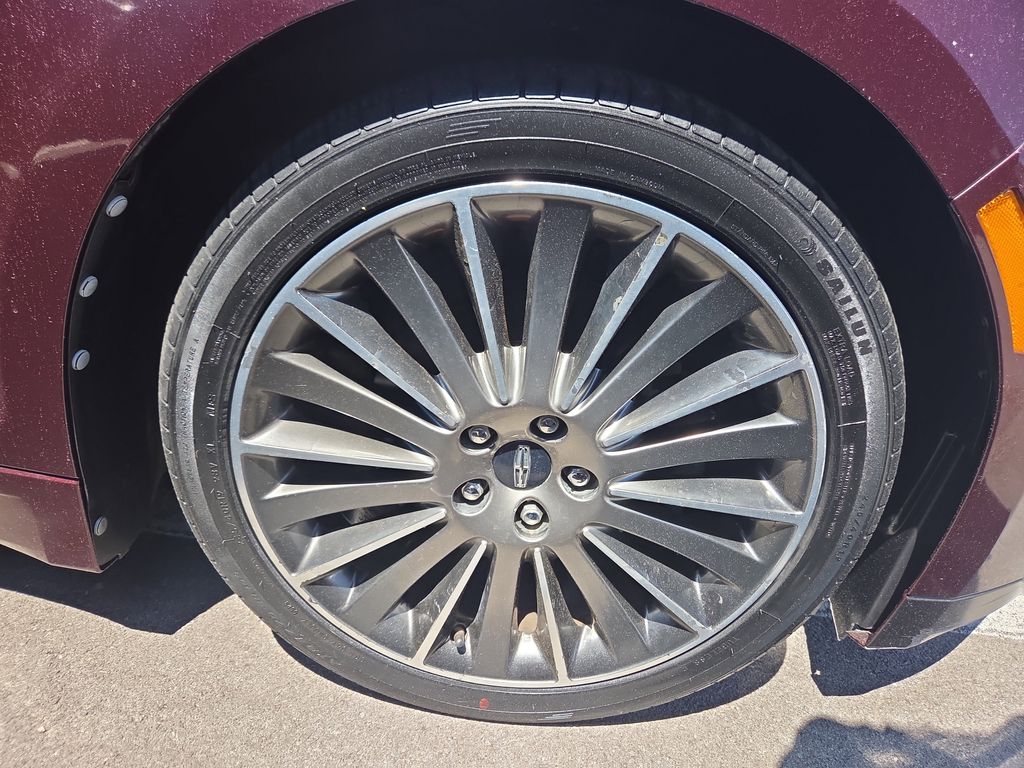 Used 2013 Lincoln MKZ Base with VIN 3LN6L2G92DR800432 for sale in Knoxville, TN