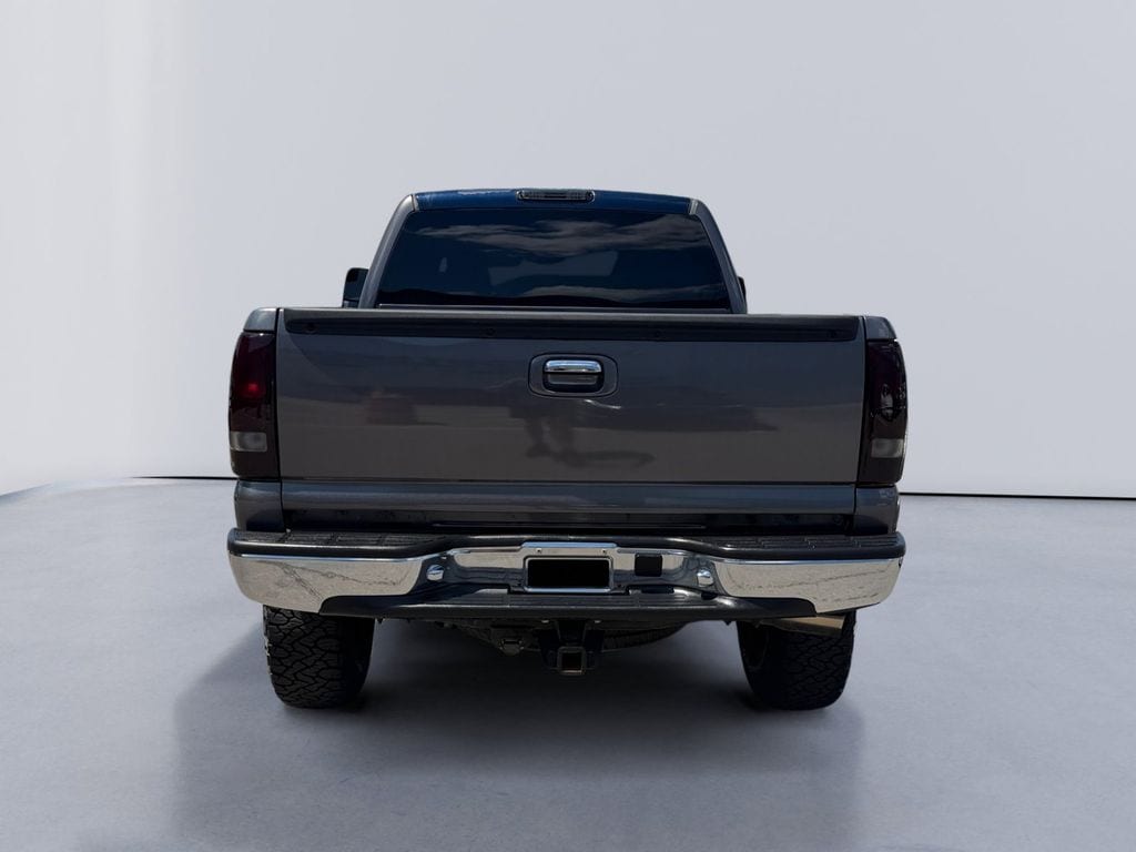 Used 2005 GMC Sierra 2500HD SLT Truck Crew Cab