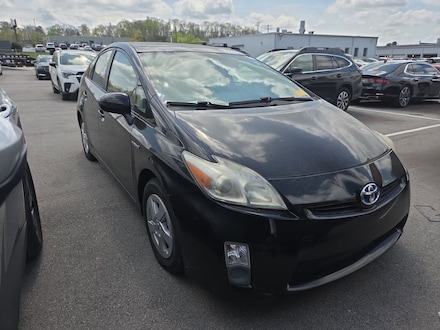 Used 2011 Toyota Prius Three Hatchback for Sale in Knoxville, TN