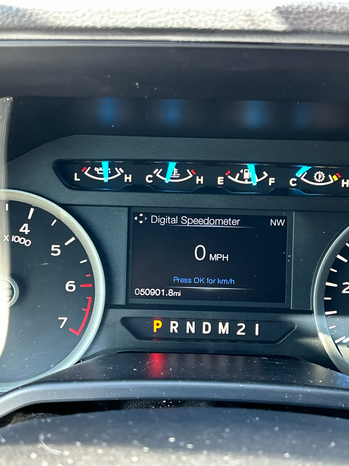 2017 Ford F-150 XLT photo 4