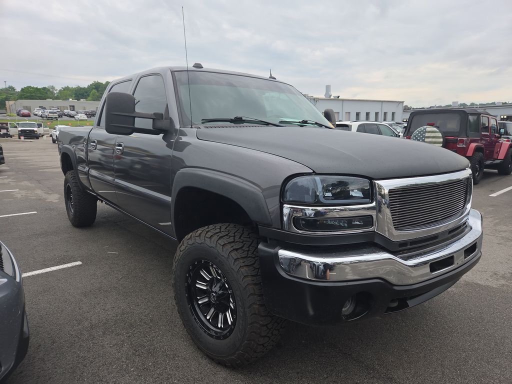 2005 GMC Sierra SLT 4WD Crew Cab SWB's photo
