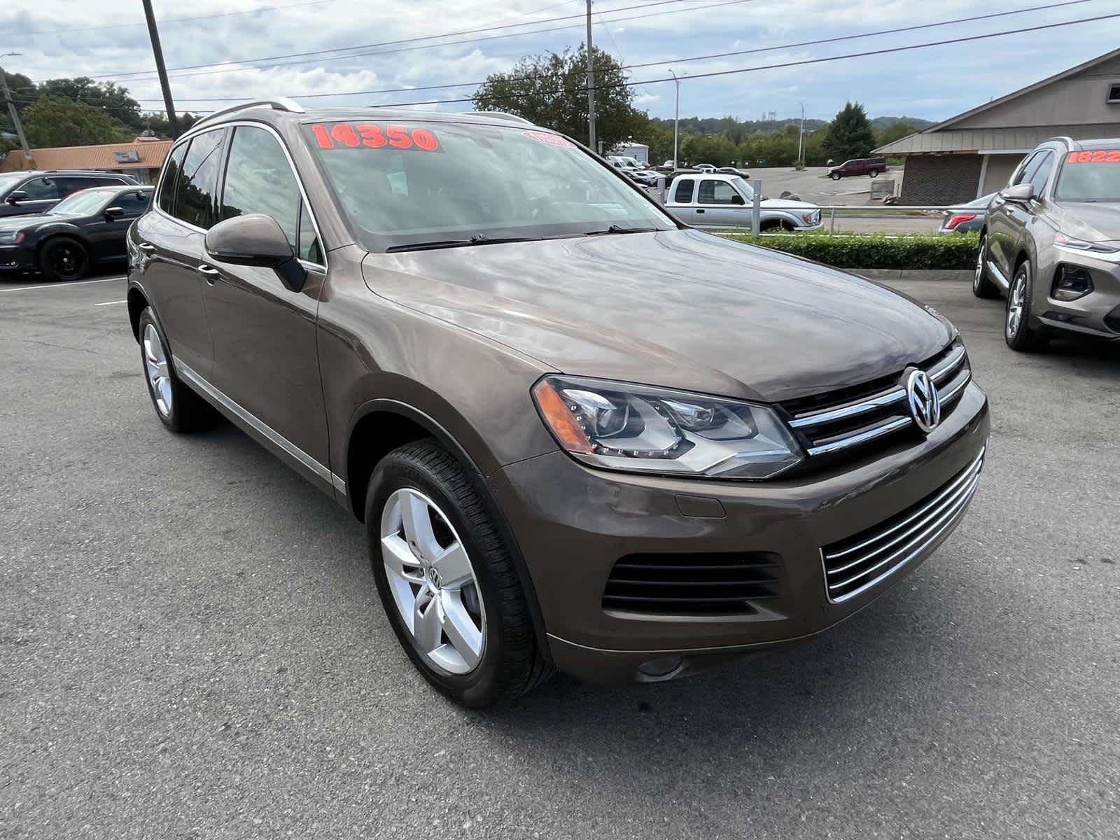 Used 2013 Volkswagen Touareg Lux with VIN WVGEP9BP4DD013893 for sale in Knoxville, TN