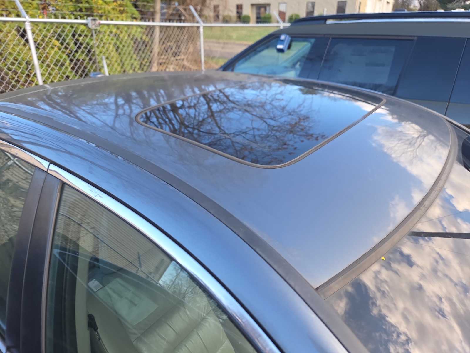 2010 Honda Accord EX-L photo 2