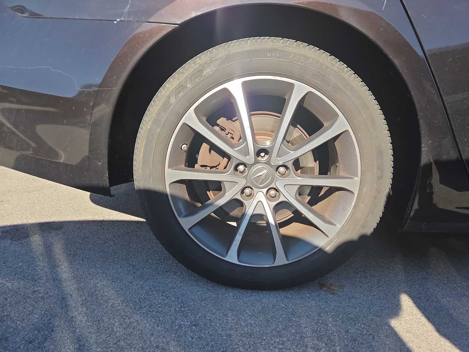 2015 Acura TLX photo 4