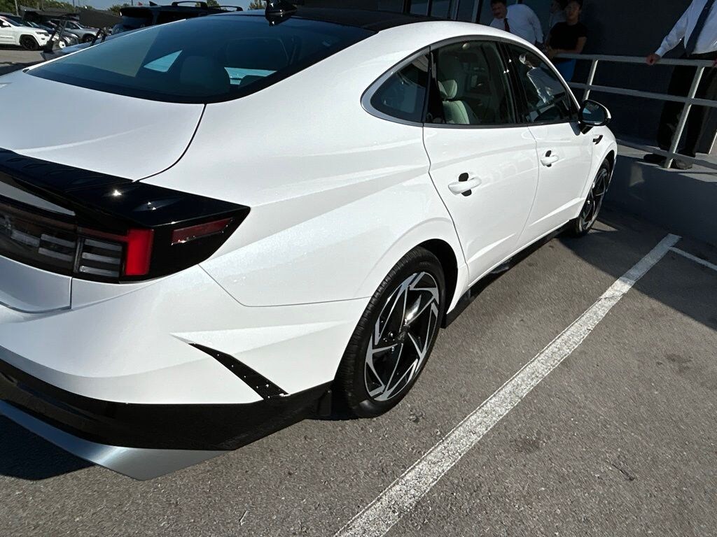 Used 2025 Hyundai Sonata SEL Convenience Sedan