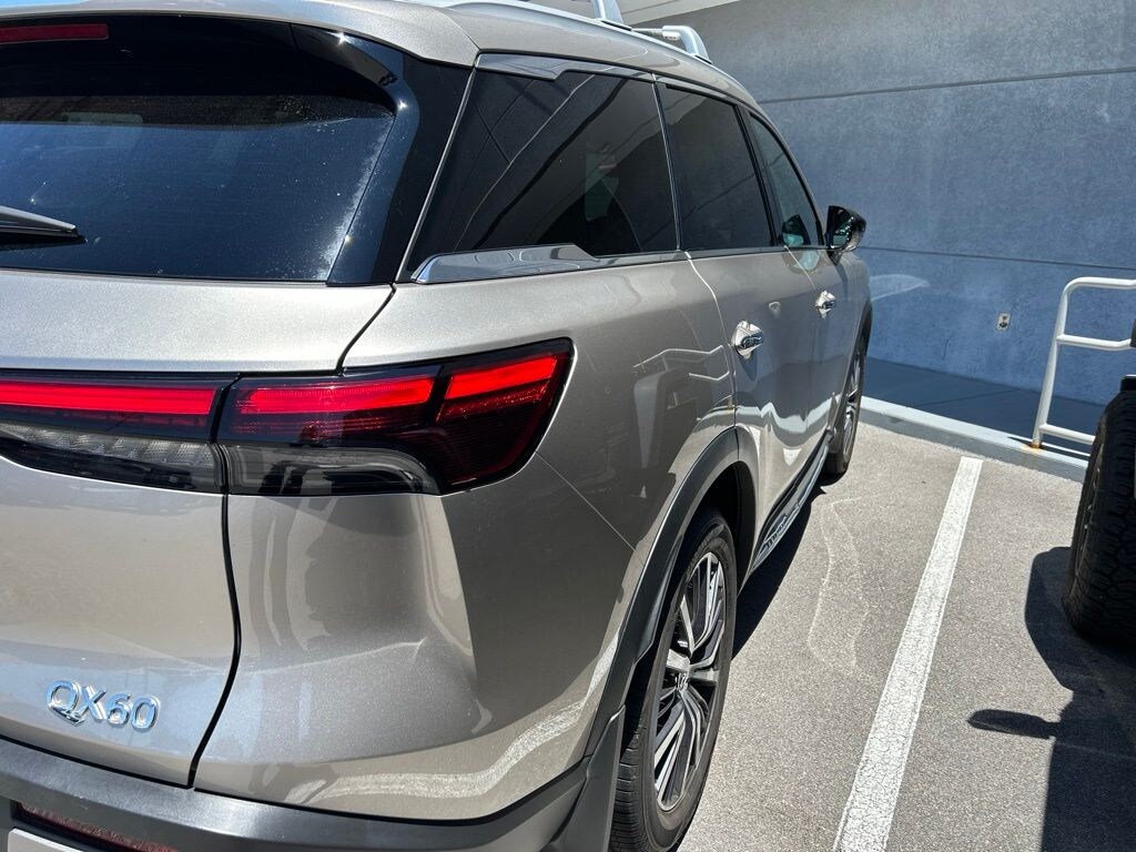 Used 2025 INFINITI QX60 Sensory SUV