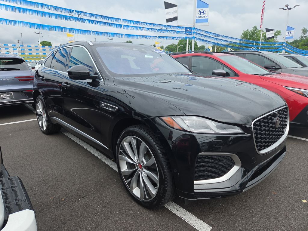 2021 Jaguar F-PACE P400 R-Dynamic S's photo