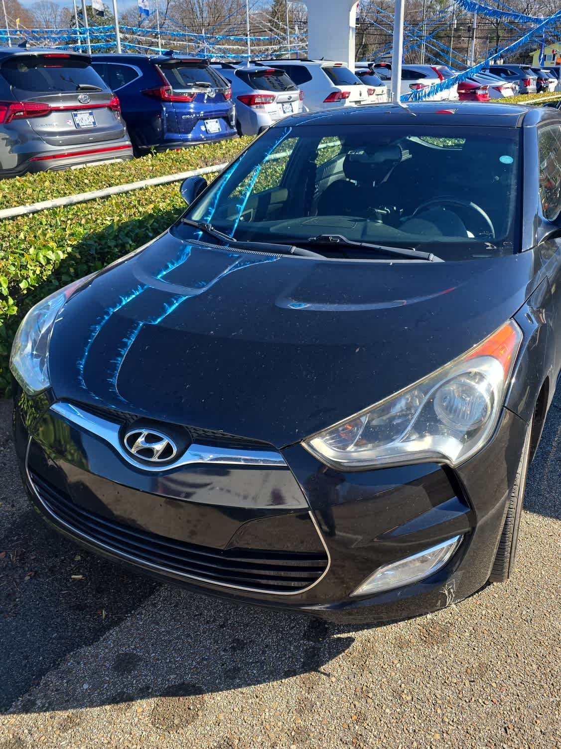 2017 Hyundai Veloster Value Edition's photo